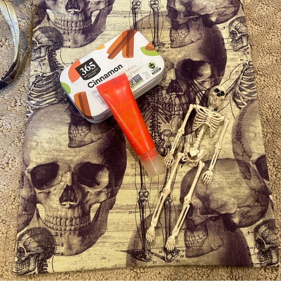 Bag, Drawstring Skull and Skeleton Print - Picture 2 of 8